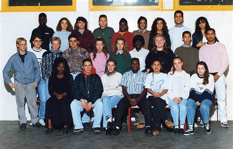 Photo de classe 2nd BEP Comptabilité de 1993 Lycée Professionnel Leo