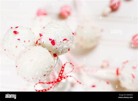 Starbucks Cake Pops Peppermint