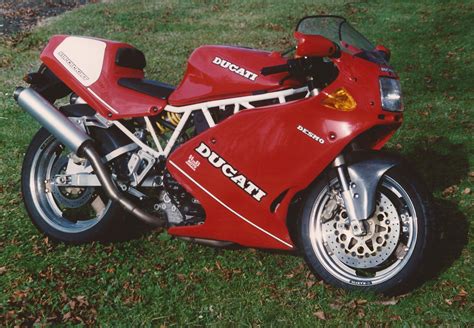 1992 Ducati 900 Superlight - Moto.ZombDrive.COM