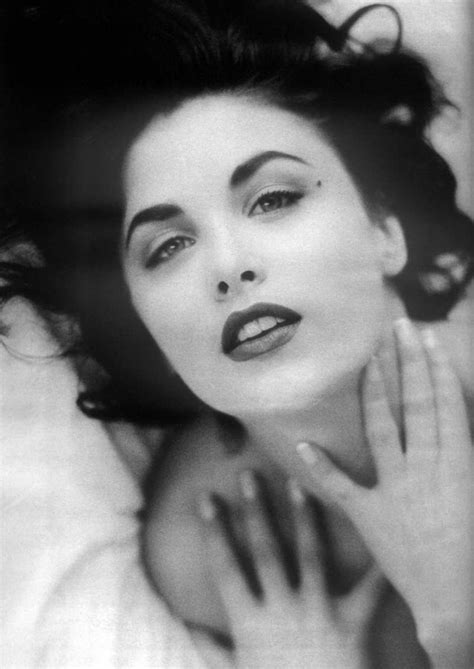 Sherilyn Fenn Height And Weight Celebrity Weight Page 3