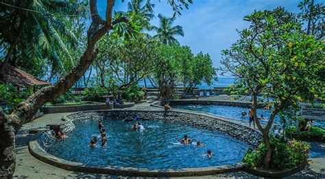 Air Sanih Singaraja Bali Daya Tarik Lokasi Tiket Masuk Bali