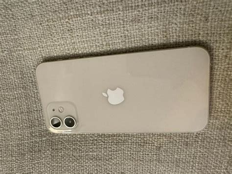 Iphone 12 bijeli, 128GB