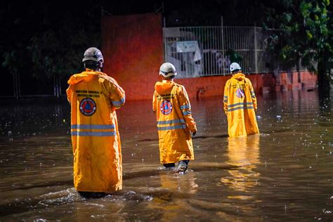 Protecci N Civil Emite Advertencia Por Lluvias En El Territorio