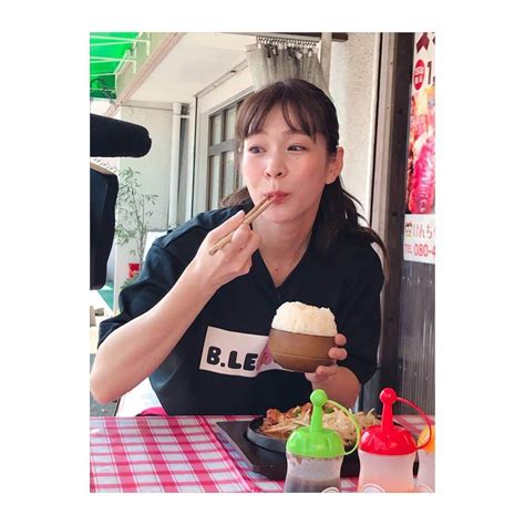 酒井瞳さんのインスタグラム写真 酒井瞳instagram「今回の モグモグタイム どれも美味しくて食べすぎた。。！ ロケ終わっても