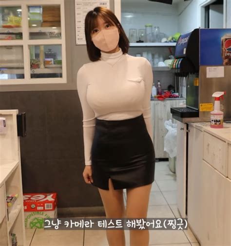 톡톡톡 ‘믐믐 브이로그 찍는 20대 여사장님 화제