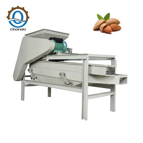 Nut Dehulling Pistachio Sheller Automatic Apricot Hazelnut Shelling Nut