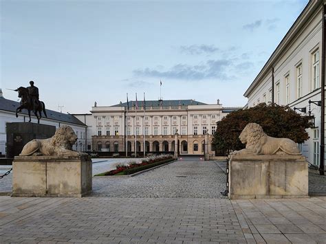 Top 10 Fascinating Facts about Presidential Palace, Warsaw - Discover Walks Blog