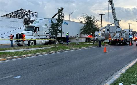 Cami N Derriba Poste En San Nicol S Telediario M Xico