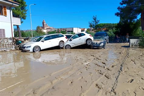 Inundaciones En Italia Dejan Al Menos 10 Muertos