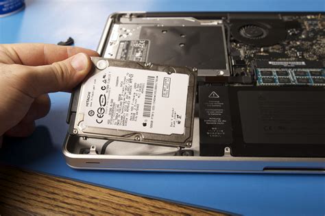 How to install SSD in any laptop! [2019] - TechnoFall