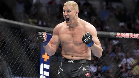 UFC On ESPN 42 PrizePicks Play This Holland And Pavlovich Striking Parlay