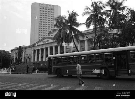 Rbi building mumbai india hi-res stock photography and images - Alamy