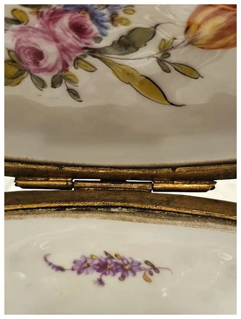 Th Century Capodimonte Porcelain Hinged Dresser Box Ruby Lane