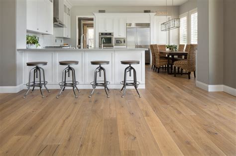 Hallmark Alta Vista Collection Malibu Wide French White Oak