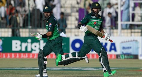 Babar Imam Equal Younis Yousufs Partnership Record For Pakistan In Odis