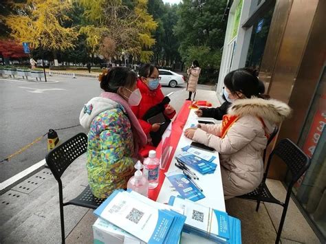 学习二十大，奋进新征程｜淡远党支部开展免费法律咨询公益服务活动湖南淡远律师事务所