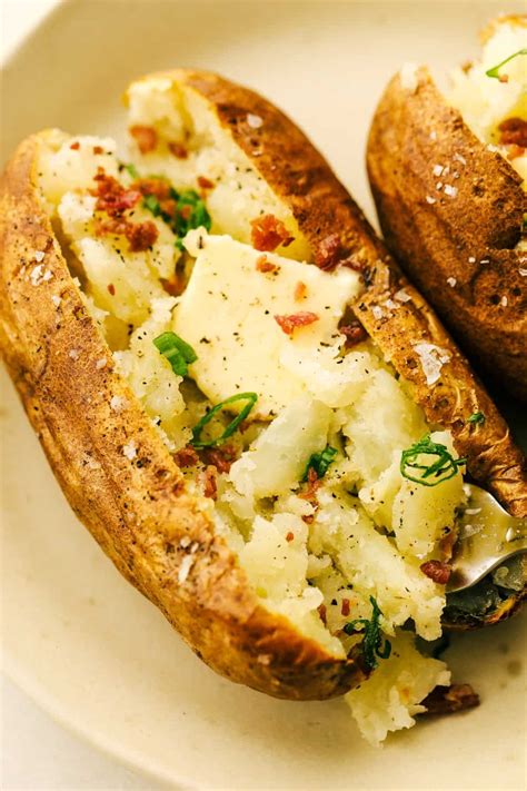 Air Fryer Baked Potatoe