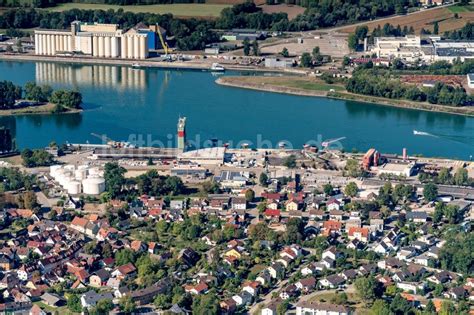 Luftaufnahme Breisach Am Rhein Ortskern Am Uferbereich Des Rhein