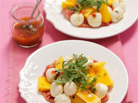 Salat Mit Mango Schinken Und Mozzarella Rezept Eat Smarter