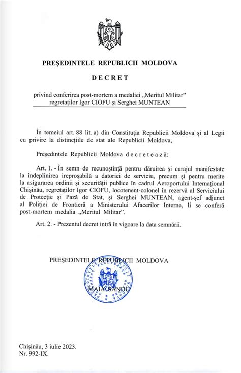 Ofițerii uciși la Aeroport decorați post mortem cu Meritul Militar