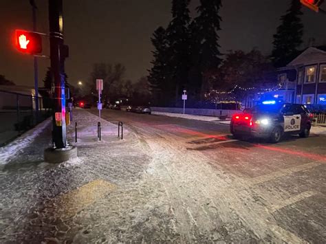 Stabbing In Calgary Inglewood Sends 1 To Hospital Citynews Calgary