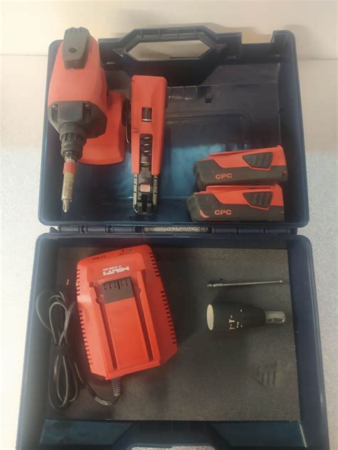 HILTI KIT SD 5000 A22 ATORNILLADORA DE TABIQUE SECO A BATERÍA