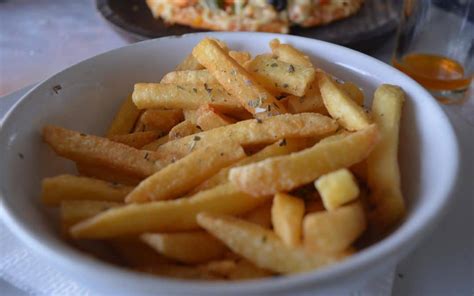 Patatas Fritas En Freidora De Aire Crujientes Y Deliciosas Sin Grasas