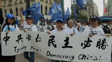 Manifestazione A New York Per Commemorare Vittime Di Piazza Tiananmen