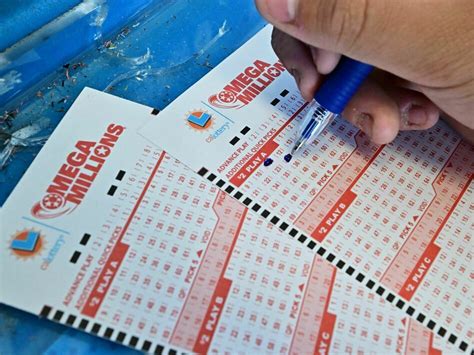 Mega Millions Tuesday Jackpot Could Be A Record Breaking 1 55 Billion