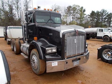 1989 Kenworth T800 Truck Tractor Vin Sn 2xkddb9x7km524581 13 Spd Trans 38k Rears 12k Front