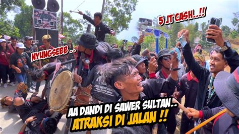 Atraksi Di Jalan Aa Dandi Di Sawer Sultan Seru Banget Saat Arak