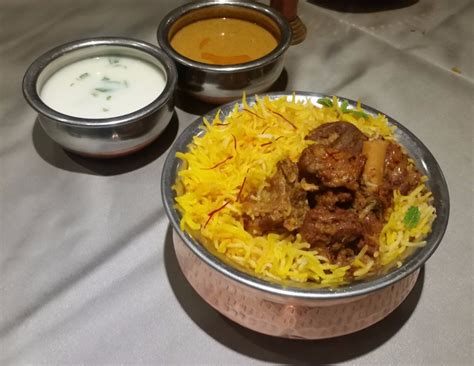 Best Places to Enjoy Your Biryani in Hyderabad | Foodaholix