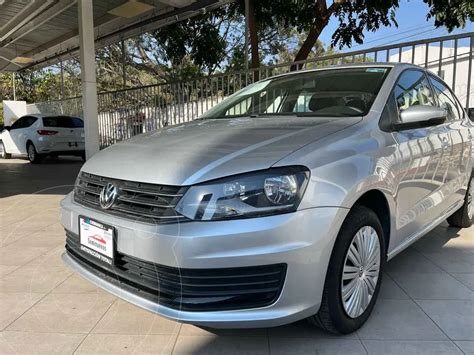 Volkswagen Vento Startline Usado 2020 Color Plata Precio 250 000