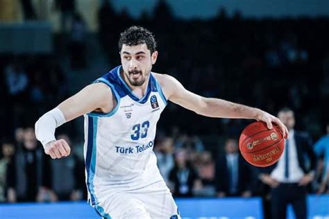 Anadolu Efes In Yeni Transferi Erkan Y Lmaz Sporx Galeri