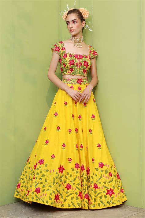 Buy Keerthi Kadire Yellow Dola Silk Embroidered Blouse And Lehenga Set