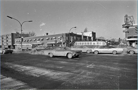 Montréal Boul St Laurent Angle Boul Henri Bourassaphoto H Flickr