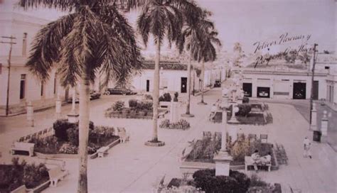 Parque Central de San Antonio de los Baños Nostalgia Cuba