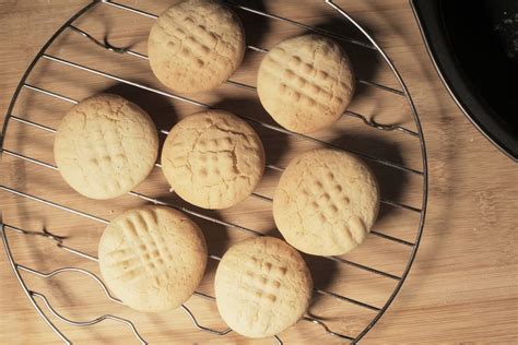 Natural Foods Arrowroot Cookies