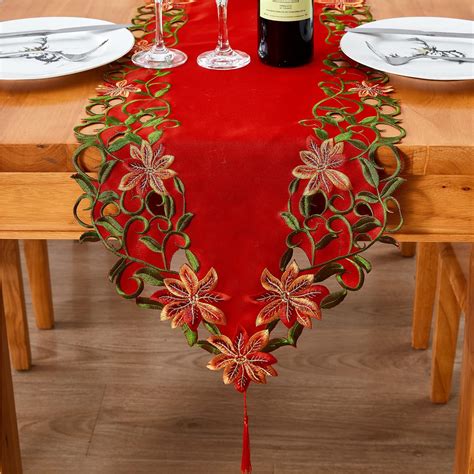 AMARED Christmas Embroidered Table Runner Cutwork Green Leaves Holiday