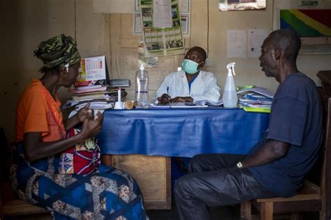 Ebola quelle réponse humanitaire en RDC un an après le début de l