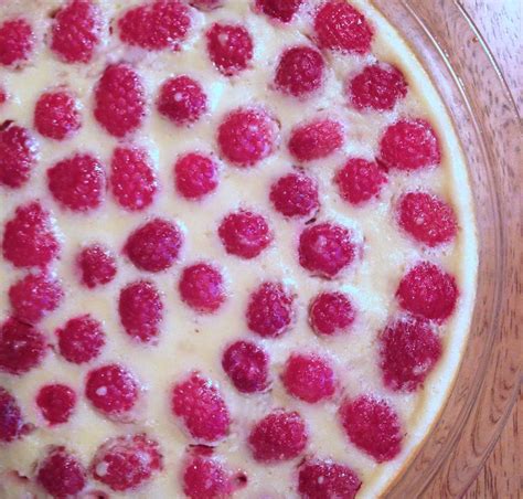 Crustless Raspberry Custard Pie | Recipe | Raspberry custard tart, Custard pie, Raspberry