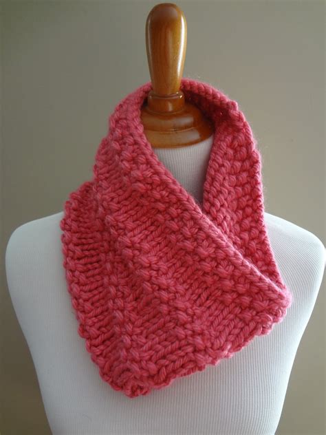 Free Patterns For Knitted Cowl Scarves At Stefanie Mcgee Blog