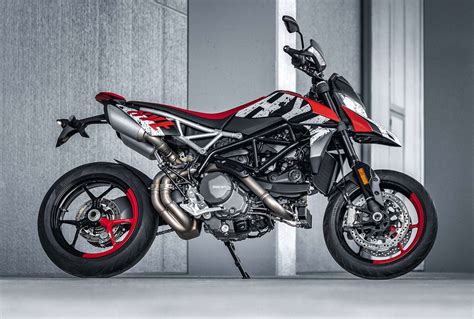 Ducati Hypermotard 950 RVE 2024 BM Paul Tan S Automotive News