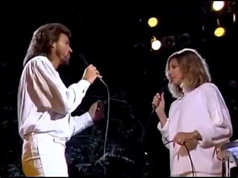 Barbra Streisand & Barry Gibb - Guilty - Live 1986 HQ - (With lyrics in ...