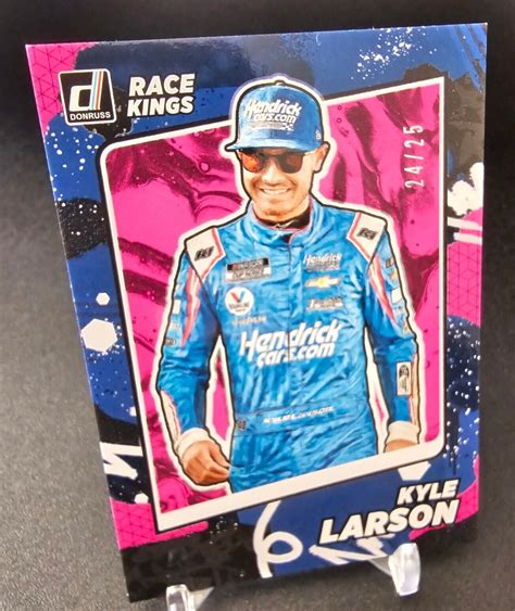 Panini Donruss Nascar Race Kings Pink Kyle Larson For