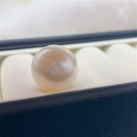 Huge 17mm Natural South Sea Genuine White Round Good Luster Loose Pearl