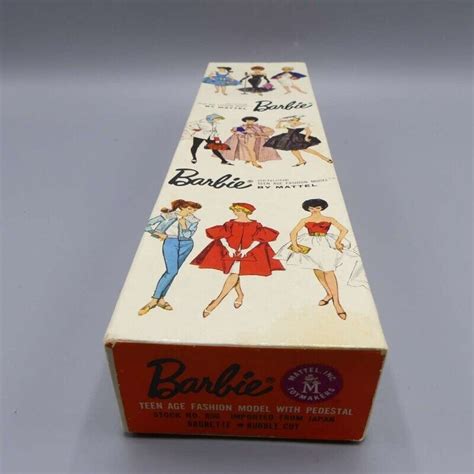 European Sidepart Bubblecut Vintage Barbie Brunette Doll From 1965 MIB