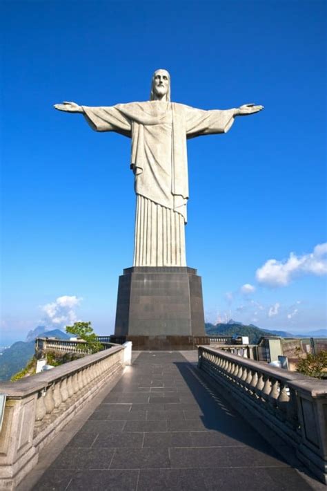 25 Most Famous Statues In The World