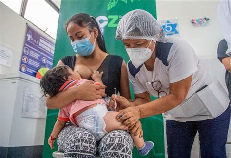 Amplían los horarios de vacunación contra la coqueluche El Deber