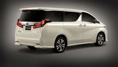 Toyota Alphard Mpv